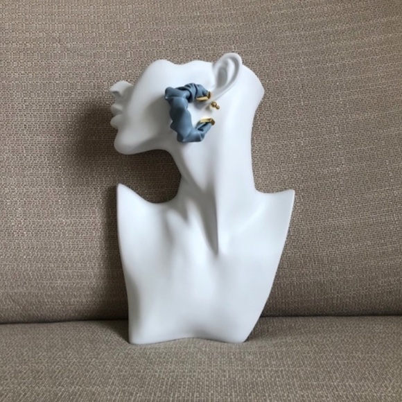 Cult Gaia Sanura Earrings - Ice Blue - Picture 3 of 4